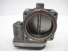 Load image into Gallery viewer, THROTTLE BODY BMW 540 740 X5 Z8 1999 99 00 01 02 03 - 674217