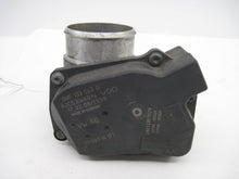 Load image into Gallery viewer, THROTTLE BODY Audi TT Beetle Jetta Tiguan 2008 08 2009 09 2010 10 2011 11 12 - 674719