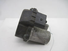 Load image into Gallery viewer, INTAKE MANIFOLD Volkswagen Jetta 2006 06 - 675486