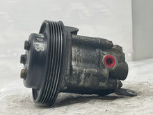 Load image into Gallery viewer, POWER STEERING PUMP BMW 525I 1992 93 94 95 - NW163118