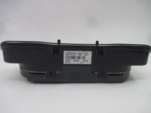 Load image into Gallery viewer, SPEEDOMETER CLUSTER Passat 2002 02 - 678221
