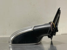 Load image into Gallery viewer, Side View Door Mirror Volkswagen Passat 2005 - NW53843