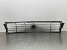 Load image into Gallery viewer, Grille Oldsmobile Allante 1990 - NW97855
