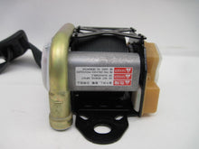 Load image into Gallery viewer, Seat Belt Infiniti FX45 2003 03 2004 04 2005 05 Passenger - 686182