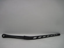 Load image into Gallery viewer, WIPER ARMS PAIR 645CI 2004 04 - 689155