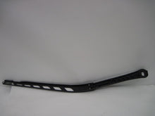 Load image into Gallery viewer, WIPER ARMS PAIR 645CI 2004 04 - 689155