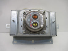 Load image into Gallery viewer, Air Bag QX56 Armada 2004 04 2005 05 2006 06 - 692069