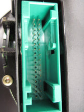 Load image into Gallery viewer, SPEEDOMETER CLUSTER Passat 2002 02 2003 03 - 692538