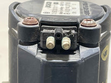 Load image into Gallery viewer, AIR INJECTION PUMP SMOG Mercedes CL500 G500 C320 ML320 98 99 00 01 02 03 04 - 06 - NW8159