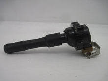 Load image into Gallery viewer, IGNITION COIL BMW 320i 850i M5 X5 Z3 Z8 1995 95 96 - 03 - 695520