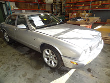 Load image into Gallery viewer, AUTOMATIC TRANSMISSION Vanden Pl XJ8 XJ8L XJR XK8 XKR 98-03 SUPERCHARGED - NW183873