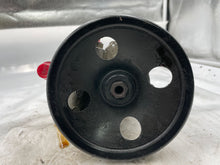 Load image into Gallery viewer, Power Steering Pump Chrysler Crossfire 2004 - NW162630