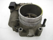 Load image into Gallery viewer, THROTTLE BODY Beetle Jetta Golf 99 00 01 02 03 04 05 06 - 705445