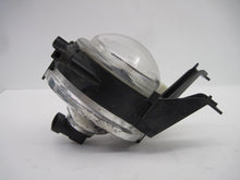 Load image into Gallery viewer, Fog Light BMW 330i 325i 320i 00 01 02 03 04 05 Right - 705539