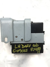 Load image into Gallery viewer, HEADLAMP CONTROL MODULE COMPUTER Lexus RX400H 06 07 08 09 - NW33894