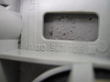 Load image into Gallery viewer, Console Volkswagen Passat 2004 04 - 707423