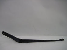 Load image into Gallery viewer, WIPER ARMS PAIR BMW X5 2001 01 - 708077