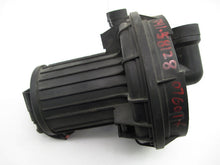 Load image into Gallery viewer, AIR INJECTION PUMP SMOG Audi TT A4 A6 Golf Toureg Jetta 00 01 02 03 04 05 - 09 - 708205