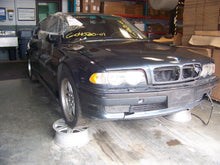 Load image into Gallery viewer, GRILL BMW 740i 1999 99 2000 00 2001 01 left - NW98252