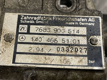 Load image into Gallery viewer, POWER STEERING PUMP Mercedes S320 1992 92 93 94 95 - 99 - NW163820