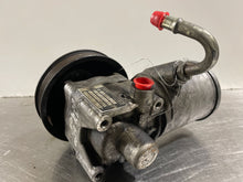 Load image into Gallery viewer, POWER STEERING PUMP Mercedes S320 1992 92 93 94 95 - 99 - NW163820