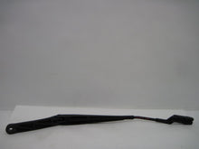 Load image into Gallery viewer, WIPER ARMS PAIR Volkswagen Passat 2006 06 - 714424