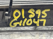 Load image into Gallery viewer, Grille SAAB 9-5 2001 - NW98678