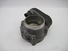 Load image into Gallery viewer, THROTTLE BODY BMW 320I 325I 525I X3 Z3 Z4 01 02 03 - 06 - 719404