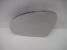 Load image into Gallery viewer, SIDE VIEW MIRROR Volkswagen Passat 2005 05 Left - 720595
