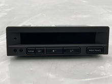 Load image into Gallery viewer, INFO GPS SCREEN Saab 9-5 2002 02 - NW105859