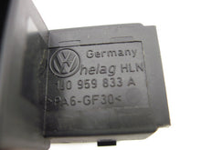Load image into Gallery viewer, FUEL DOOR SWITCH VOLKSWAGEN PASSAT 2001 01 2002 02 03 04 05 - 722035