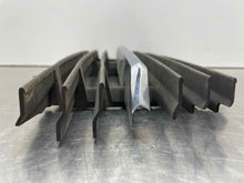 Load image into Gallery viewer, GRILLE Mercedes 380SL 380SLC 560SL 72 73 74 75 76 - 89 - NW98585