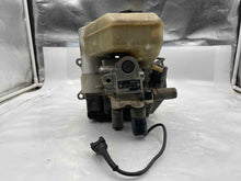 Load image into Gallery viewer, Brake Master Cylinder Oldsmobile Allante 1988 - NW113843
