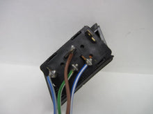 Load image into Gallery viewer, DRIVERS LOCK SWITCH Audi Allroad A6 RS6 S6 2000 00 2001 01 02 03 04 - 726432