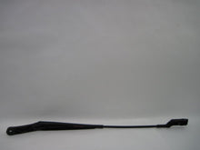 Load image into Gallery viewer, WIPER ARMS PAIR Volkswagen Passat 2006 06 - 726771