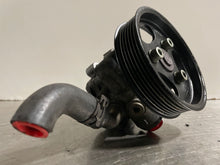 Load image into Gallery viewer, POWER STEERING PUMP Volkswagen Phaeton 2004 04 2005 05 2006 06 - NW164208