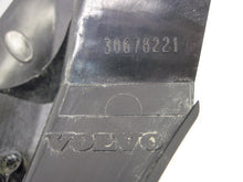 Load image into Gallery viewer, TAIL LIGHT LAMP ASSEMBLY Volvo XC90 03 04 05 06 UPPER Right - 728186