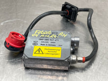 Load image into Gallery viewer, HEADLIGHT LAMP ASSEMBLY Audi Allroad 01 02 03 04 05 Right - NW102356