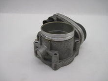 Load image into Gallery viewer, THROTTLE BODY BMW 330I X3 X5 Z3 Z4 2001 02 03 04 05 06 - 744609