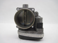 Load image into Gallery viewer, THROTTLE BODY BMW 330I X3 X5 Z3 Z4 2001 02 03 04 05 06 - 744609