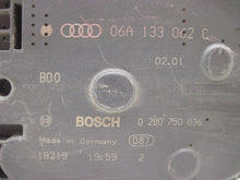 Load image into Gallery viewer, THROTTLE BODY Beetle Jetta Golf 99 00 01 02 03 04 05 06 - 745309