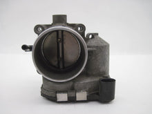 Load image into Gallery viewer, THROTTLE BODY Beetle Jetta Golf 99 00 01 02 03 04 05 06 - 745309
