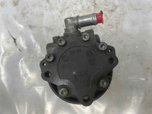 Load image into Gallery viewer, POWER STEERING PUMP Audi A8 2003 03 2004 04 2005 05 2006 06 4.2L - NW163026