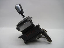 Load image into Gallery viewer, 2006 Subaru Legacy Floor Shifter - 756008
