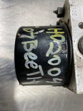 Load image into Gallery viewer, ABS ANTI-LOCK BRAKE PUMP Volkswagen Beetle 06 07 08 09 10 - NW2686