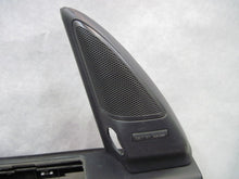 Load image into Gallery viewer, FRONT INTERIOR DOOR TRIM PANEL Land Rover LR3 2006 06 - 757998