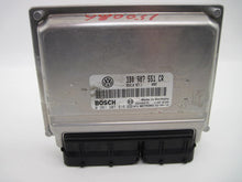 Load image into Gallery viewer, ECU ECM COMPUTER Passat 2003 03 6 cyl - 759527