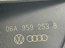 Load image into Gallery viewer, AIR INJECTION PUMP SMOG Audi A8 2003 03 2004 04 2005 05 4.2L - NW7989