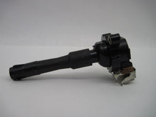 Load image into Gallery viewer, IGNITION COIL BMW 320i 850i M5 X5 Z3 Z8 1995 95 96 - 03 - 762053