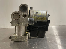 Load image into Gallery viewer, ABS PUMP VOLVO 740 90 940 960 1992 92 93 94 95 96 97 - NW2830